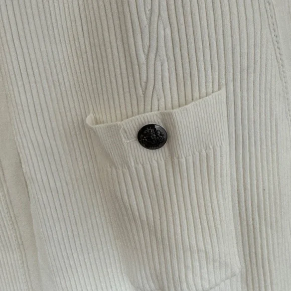 White House Black Market Cream Cardigan - Picture 3 of 7